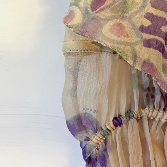 Prada Silk Floral Print Blouse Size: 4 - Picture 5 of 9